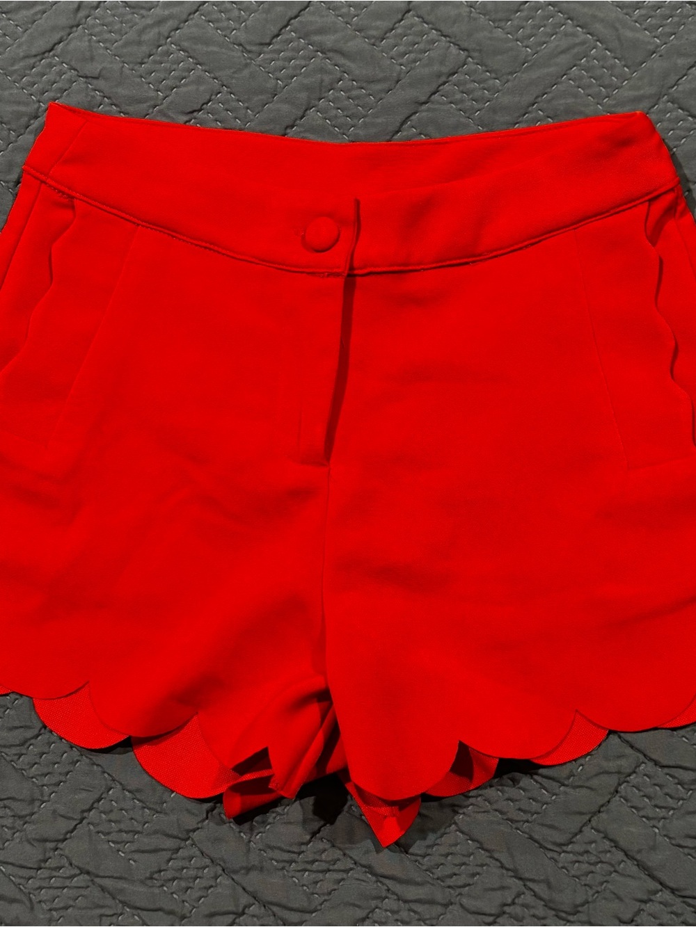 Annabella Red Scallop-Hem Dress Shorts